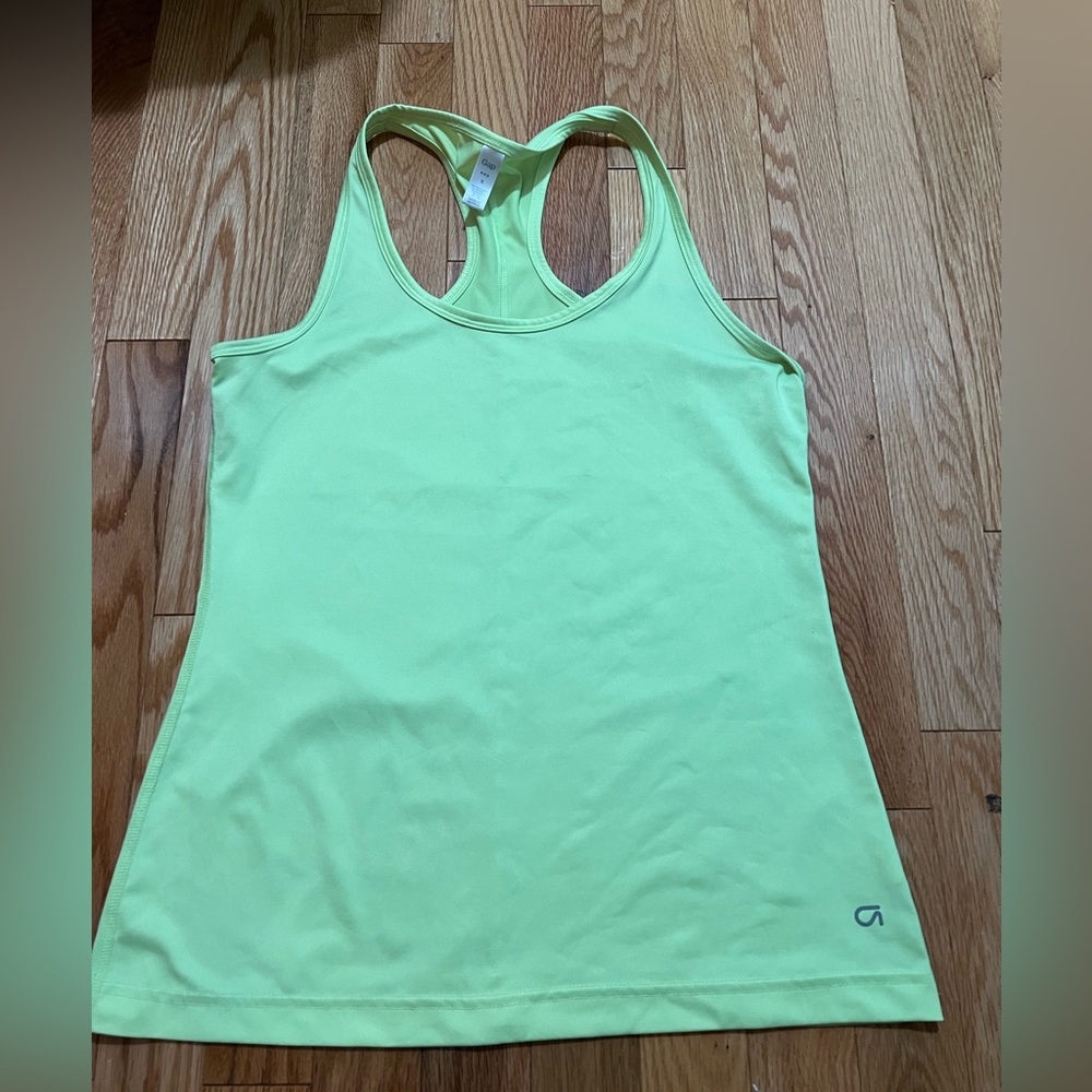 Gap S Tank